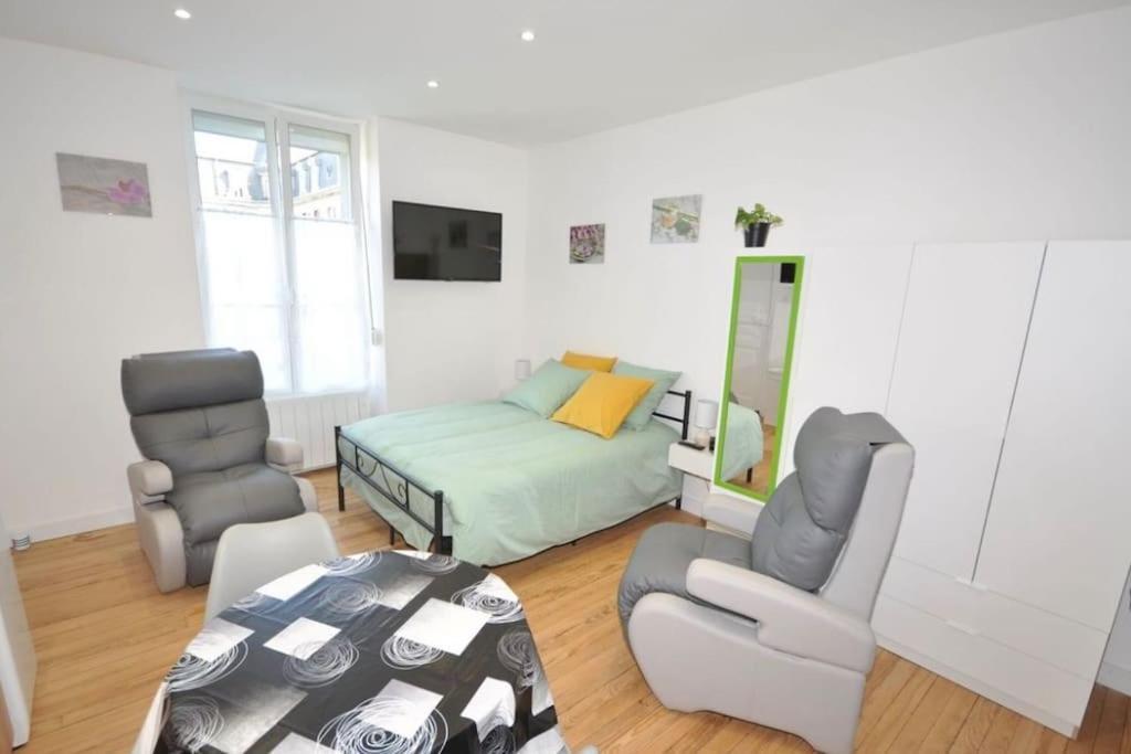 Studio Meuble 3 Etoile 236 Vittel Exteriör bild